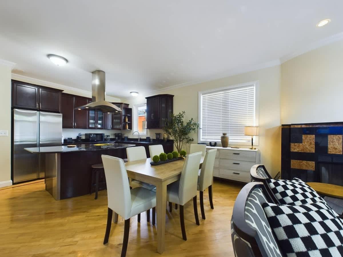 Luxe 4Br With Hot Tub & Game Room Chicago Ngoại thất bức ảnh
