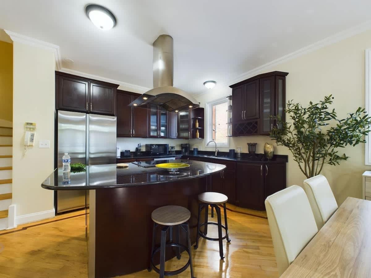 Luxe 4Br With Hot Tub & Game Room Chicago Ngoại thất bức ảnh